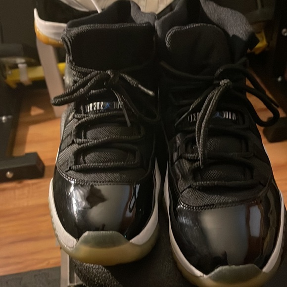 Jordan 11 space jams - Picture 6 of 6